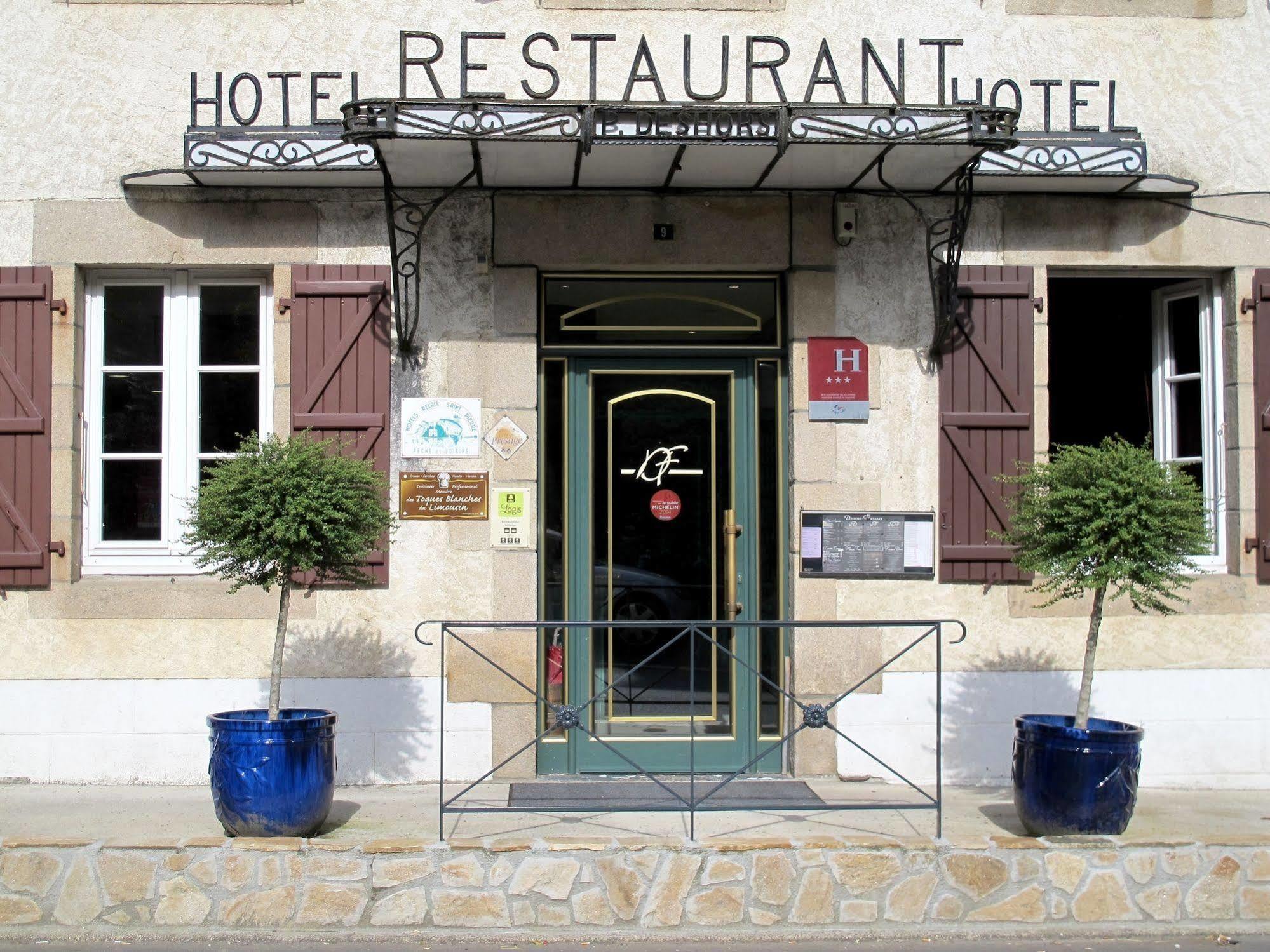 Logis Deshors-Foujanet Hotel Chamboulive Exterior foto